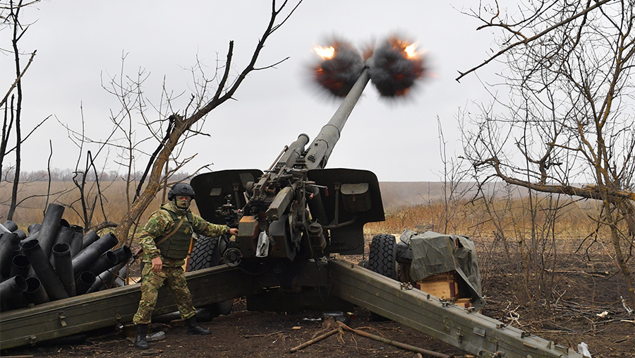 Артиллеристы ВС РФ поразили 40 районов сосредоточения живой силы и техники ВСУ
