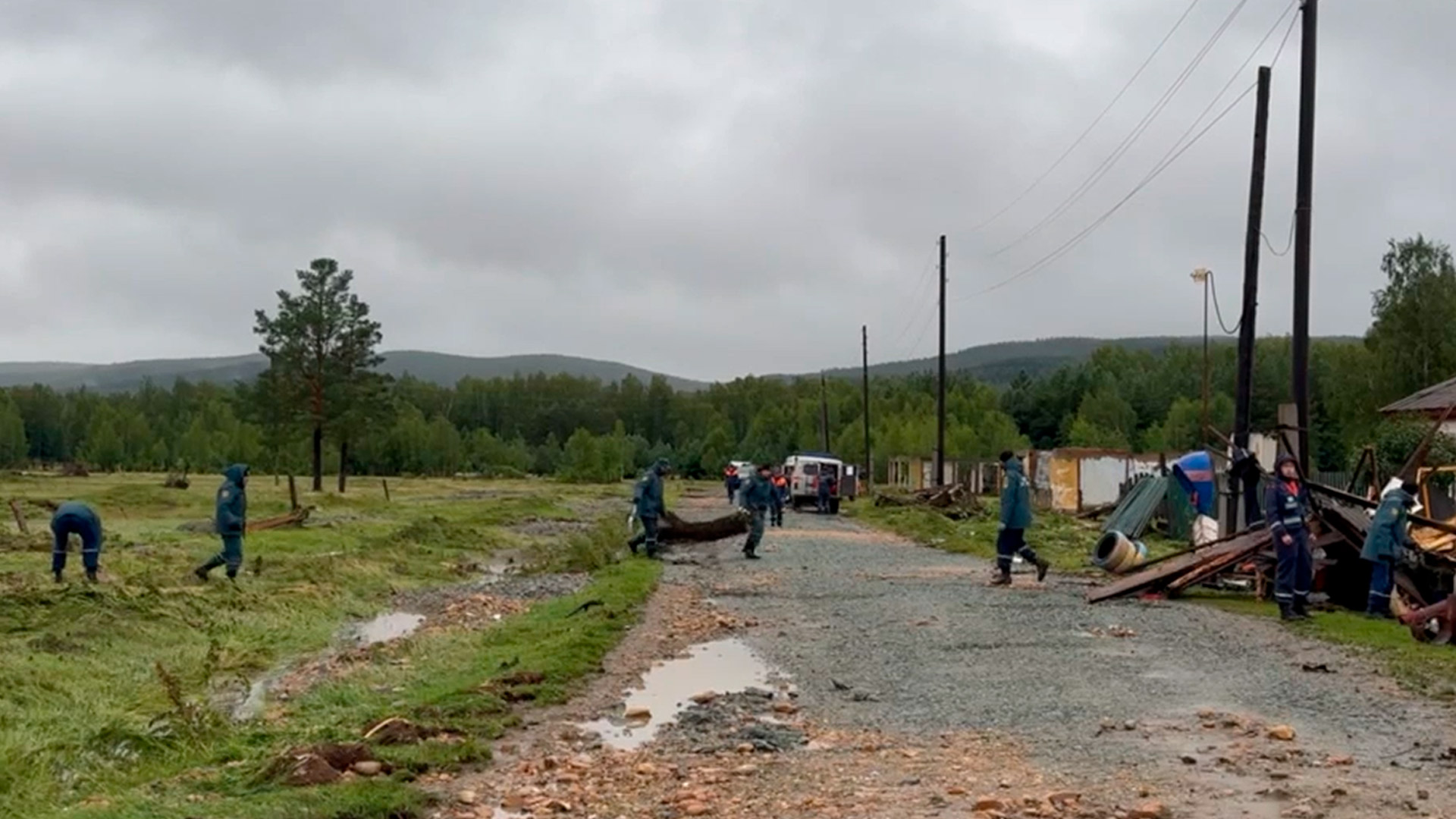 Челябинский поселок Киолим полностью освободился от воды после прорыва дамбы