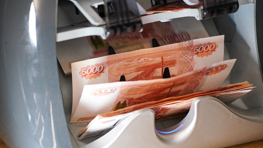 В России могут упростить снятие и выдачу наличных через сельские магазины