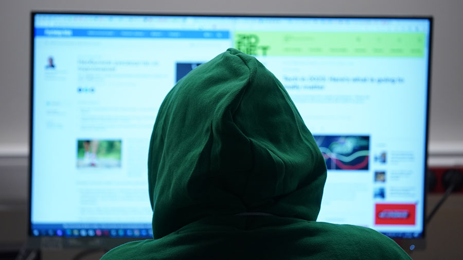 Москвич задержан по подозрению в совершении DDoS-атак во время столичных выборов