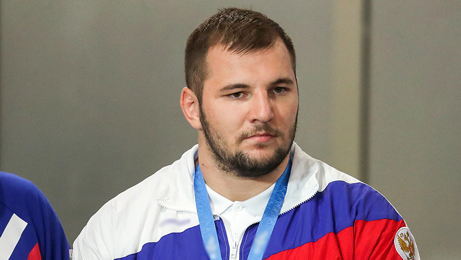 Россиянин Семенов стал победителем чемпионата Европы по греко-римской борьбе