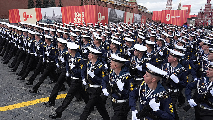 Фицо заявил о желании словацких министров вместе с ним поехать в Москву 9 мая