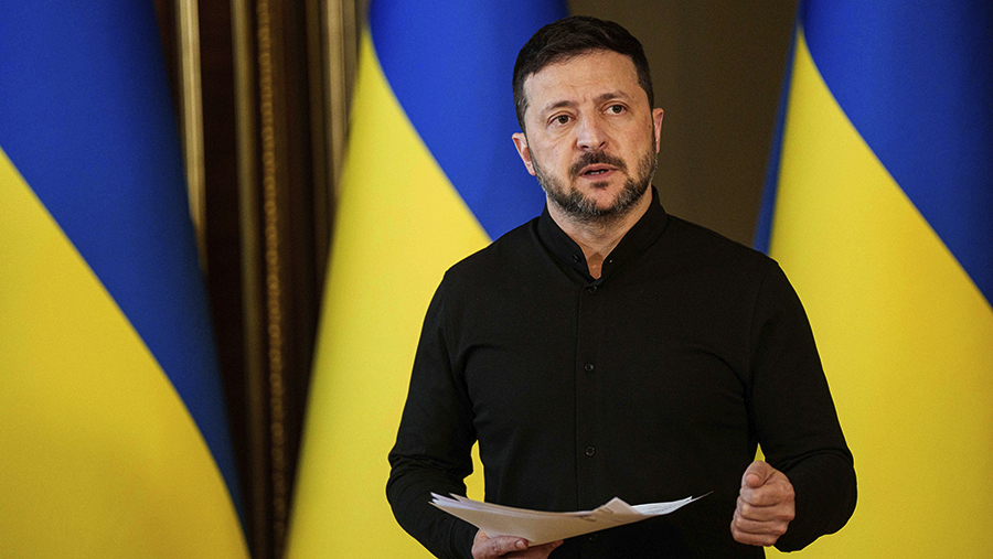 Зеленский подписал указ о назначении нового командующего сухопутными войсками ВСУ