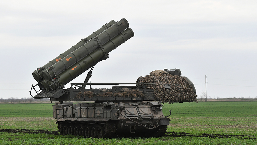 Средства ПВО уничтожили 18 украинских БПЛА над территорией РФ за ночь