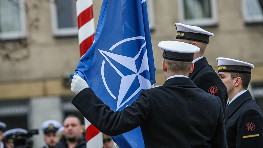Политолог предупредил страны Европы о последствиях недостаточных взносов в НАТО