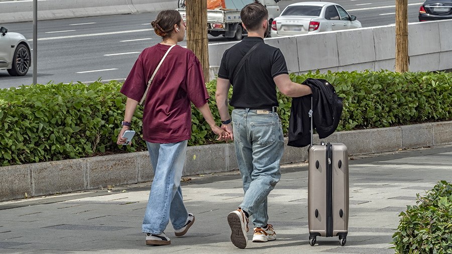 В пресс-центре МИЦ &laquo;Известия&raquo; обсудят туристические планы россиян на вторую половину лета