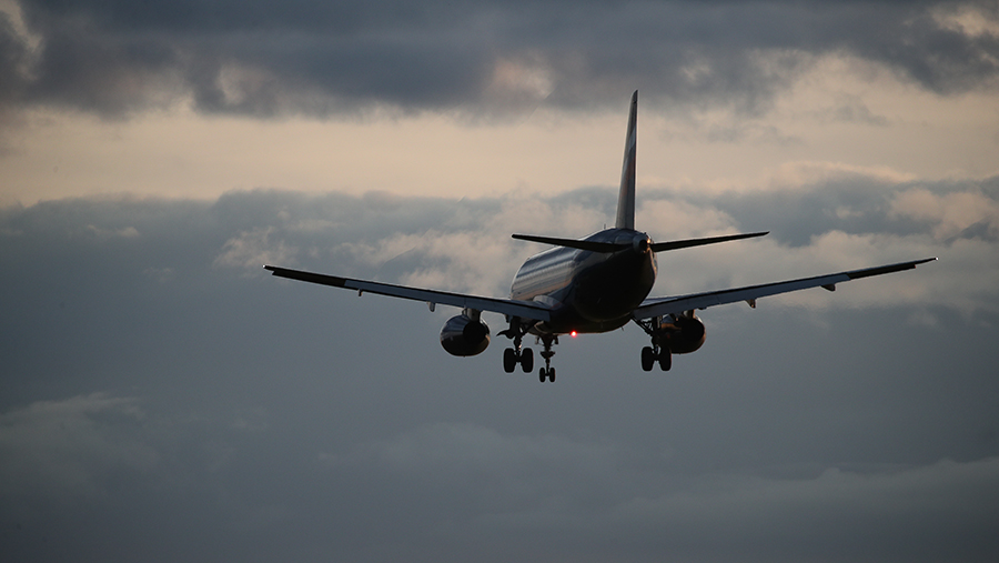 Временные ограничения на полеты сняты в аэропорту Калуги