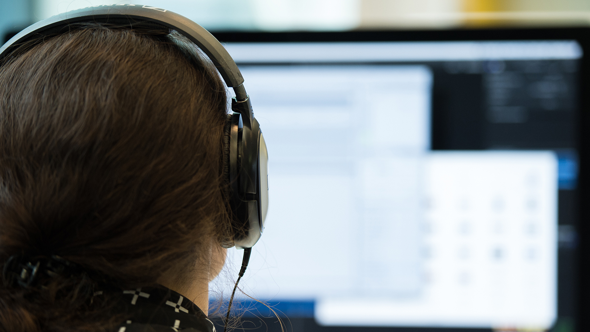 Ученые рассказали об обезболивающем эффекте музыки при лечении и операциях