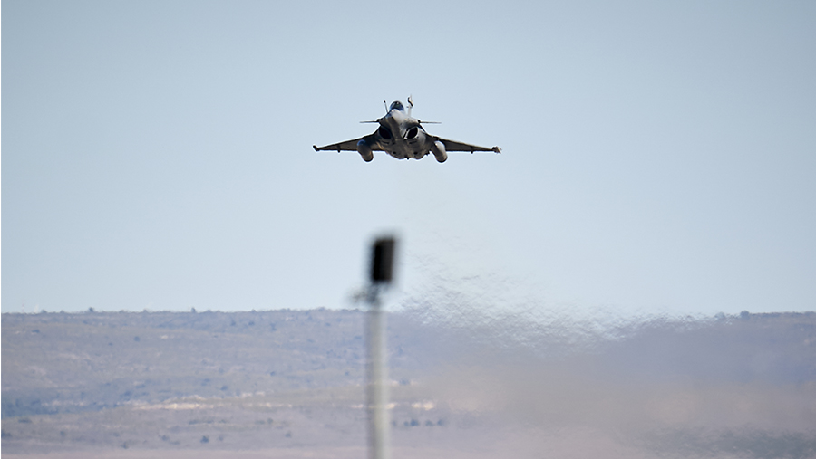 Во Франции раскритиковали решение о продаже Украине французских истребителей Rafale