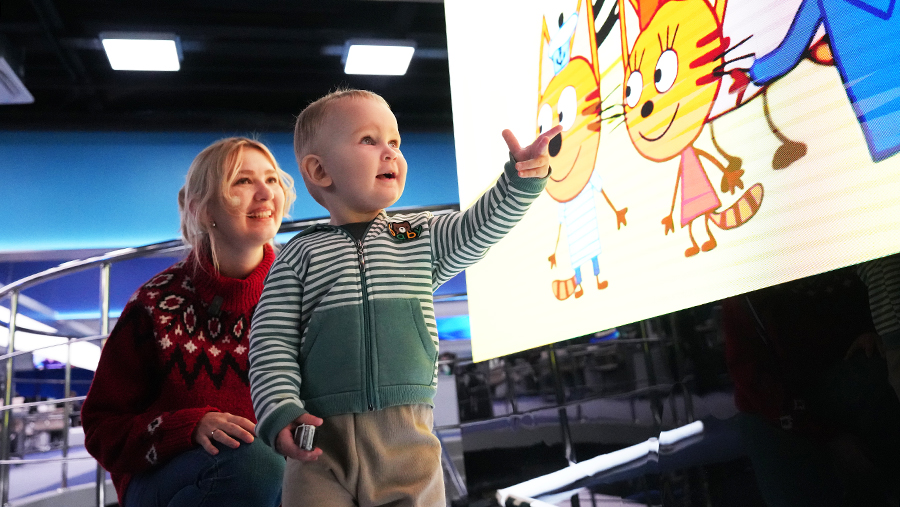 Флешмоб о вежливом малыше «Привет, Аристарх» разросся до масштабов целой страны