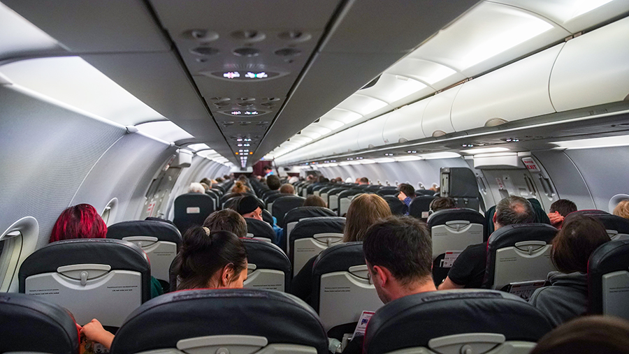 В аэропортах Ярославля и Нижнего Новгорода сняли ограничения на полеты