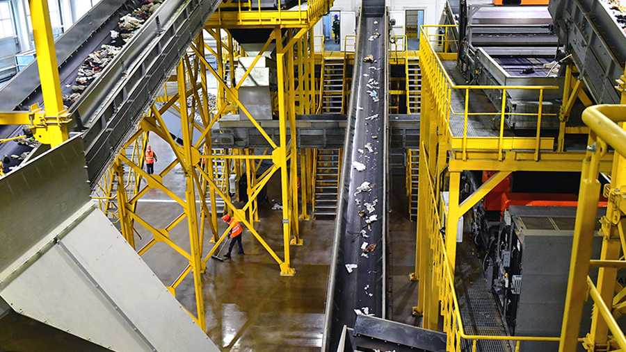 В четырех регионах России построят новейшие комплексы переработки отходов