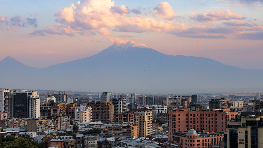 Армения рассчитывает по итогам года принять миллион туристов из России