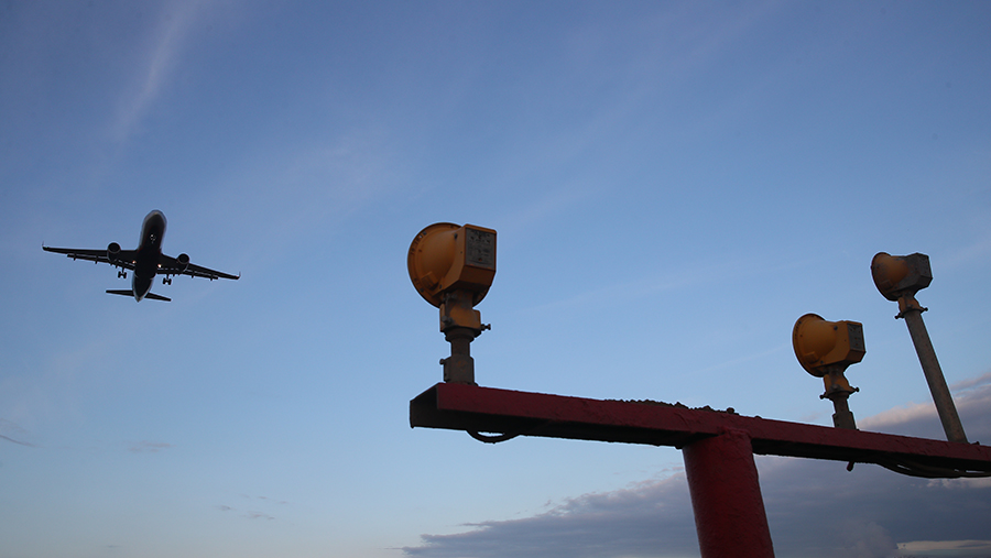 Названа причина экстренной посадки Boeing-777 в Домодедово