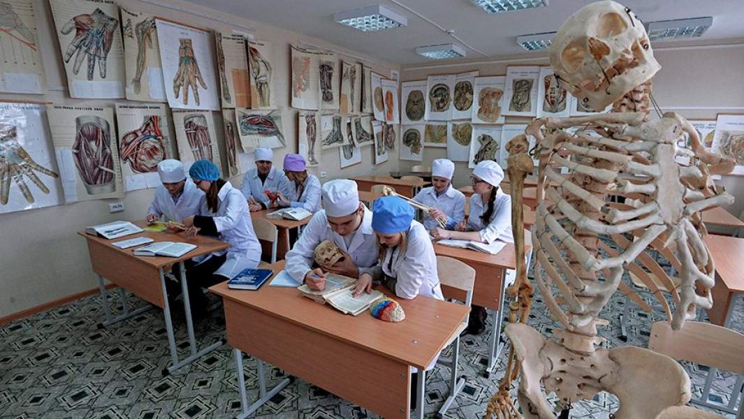 Депутаты хотят вернуть советскую систему трудоустройства после вузов
