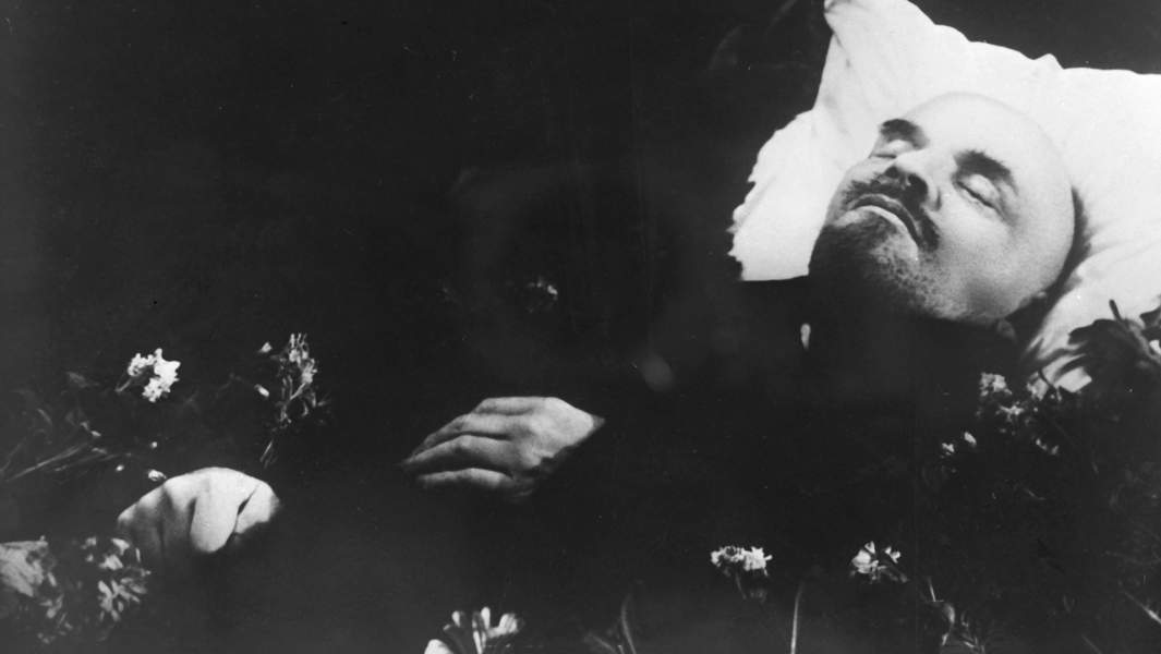 Владимир Ильич Ленин на смертном одре. Резиденция Горки. 22-23 января 1924 год