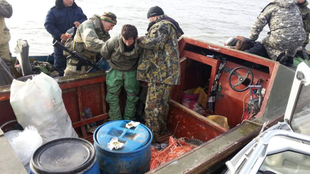 Задержание группы браконьеров в Каспийском море