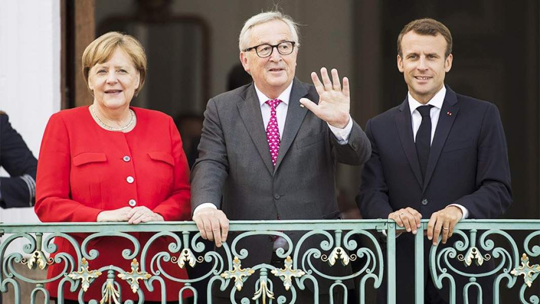 Ангела Меркель, Жан-Клод  Юнкер, Эммануэль Макрон