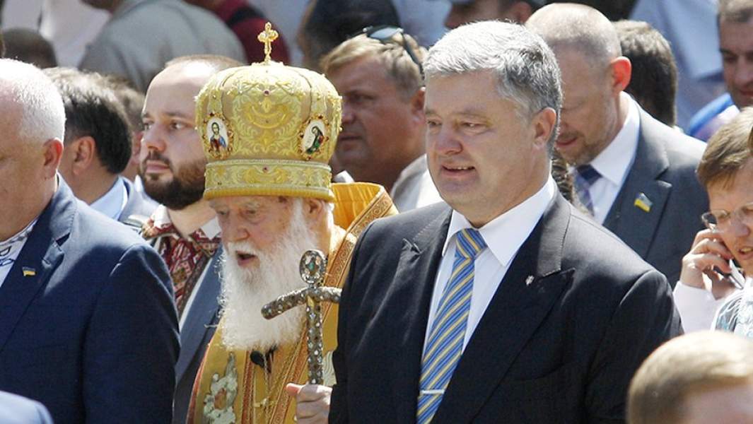 Глава Украинской православной церкви Киевского патриархата патриарх Филарет и президент Украины Петр Порошенко