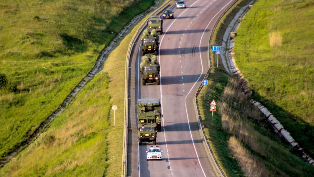 Дивизион зенитных ракетных комплексов С-300 "Фаворит" 