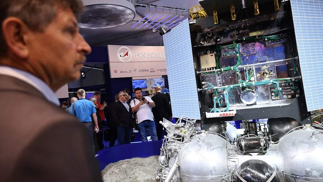 Космический аппарат «Луна-Глоб» на Международном авиационно-космическом салоне МАКС-2017