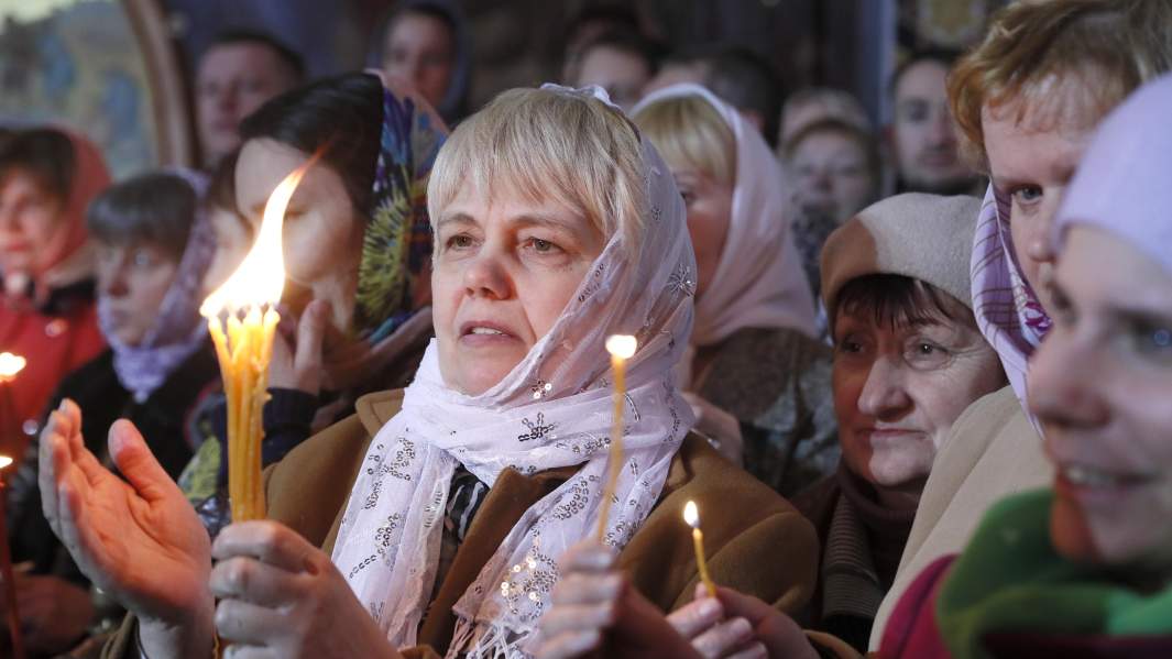 Прихожане в Храме