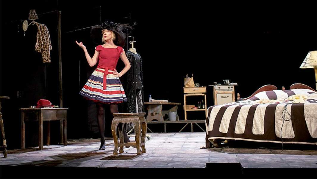 Спектакль «Двое на качелях»