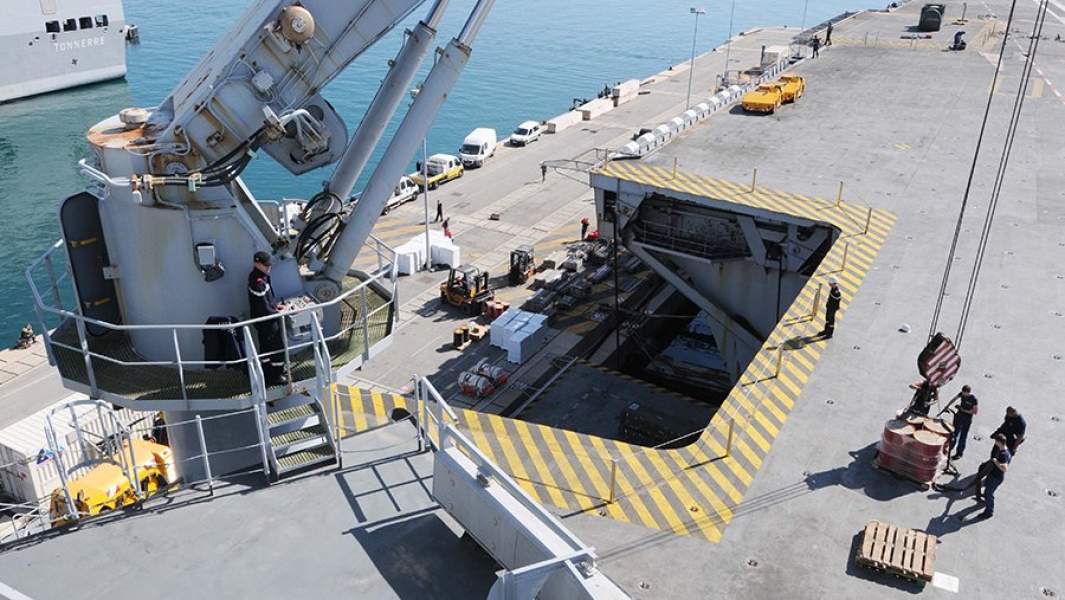 Авианосец «Шарль де Голль»