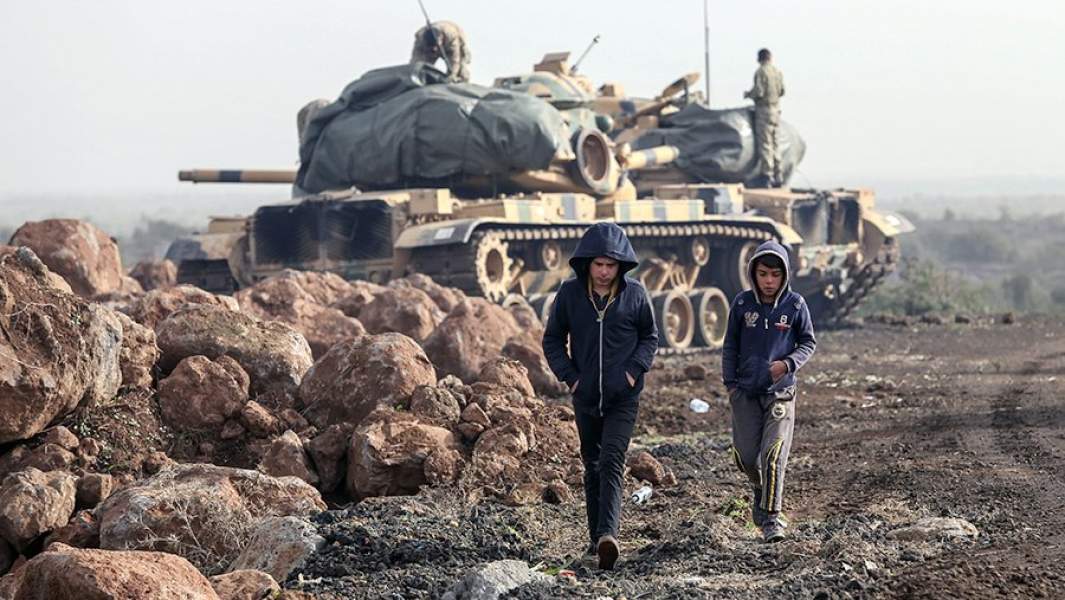 Турецкие танки недалеко от Африна. 22 января 2018 года