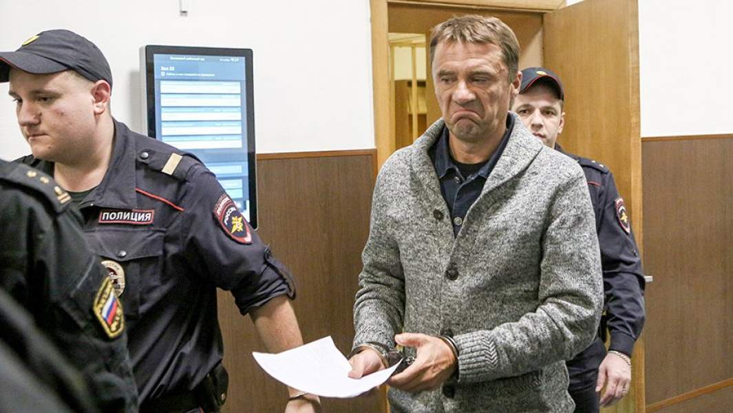 Член совета директоров АО «Росжелдорпроект» Валерий Маркелов на рассмотрении ходатайства об аресте в Басманном районном суде Москвы