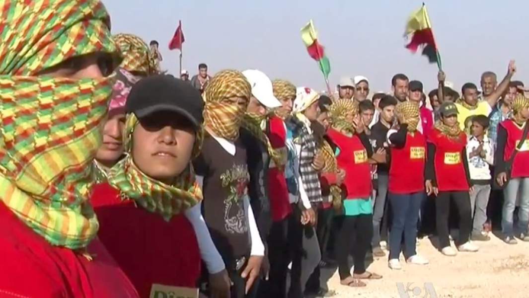 Сторонники ПДС в Африне