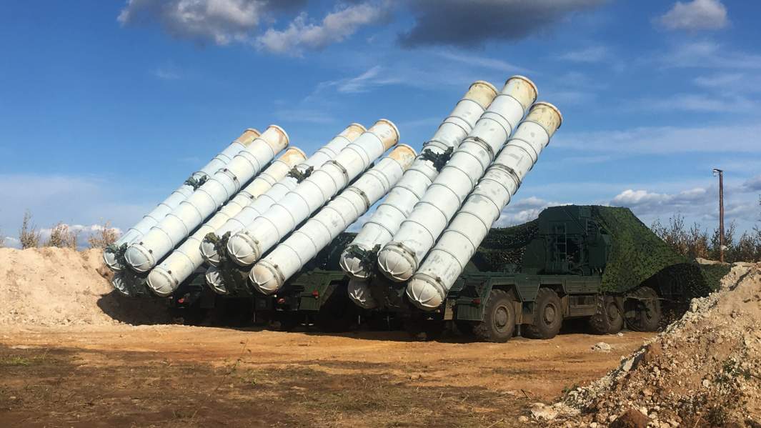 Зенитный ракетный комплекс С-400 "Триумф"