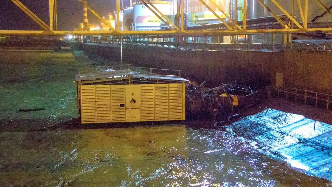 Улица в Туапсе, подтопленная в результате сильных дождей. В городе из-за подтоплений ввели план «Тайфун»