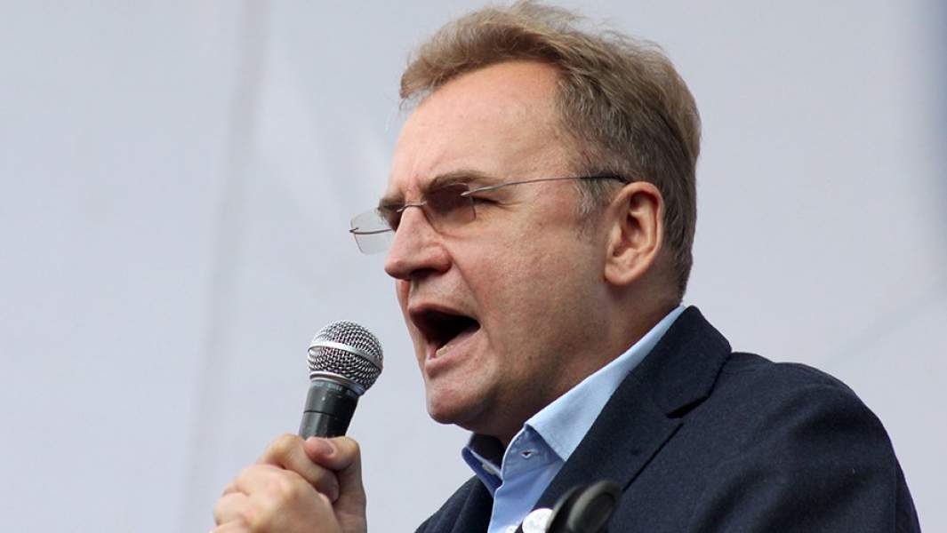 Мэр Львова Андрей Садовый во время митинга у здания Верховной рады Украины 
