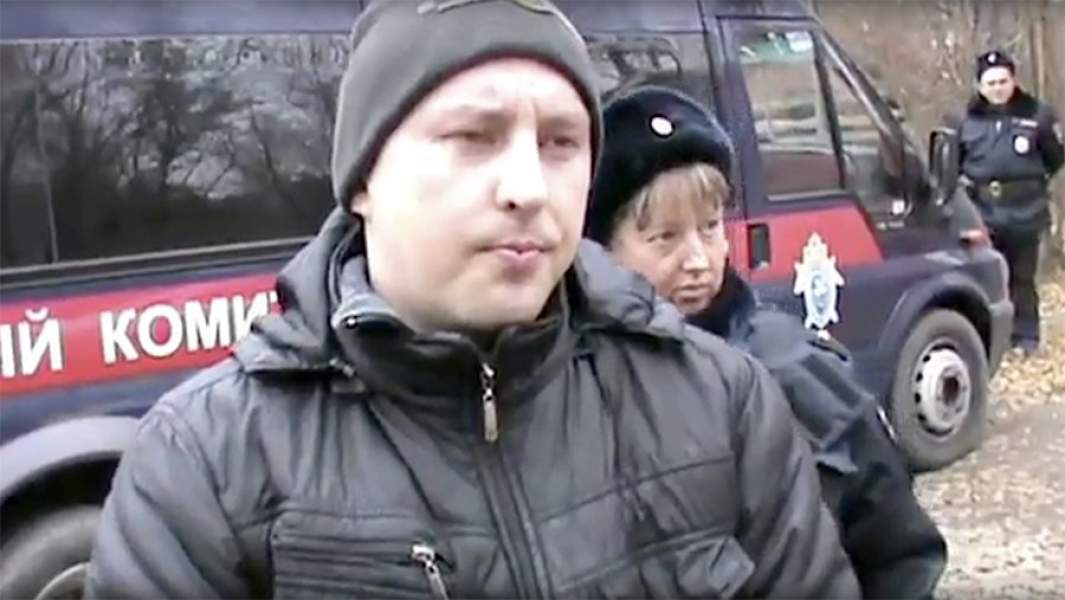 Алексей Фалькин на следственном эксперименте