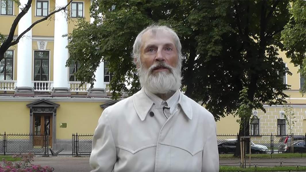 Бездомный петербуржец-экскурсовод Вячеслав Раснер