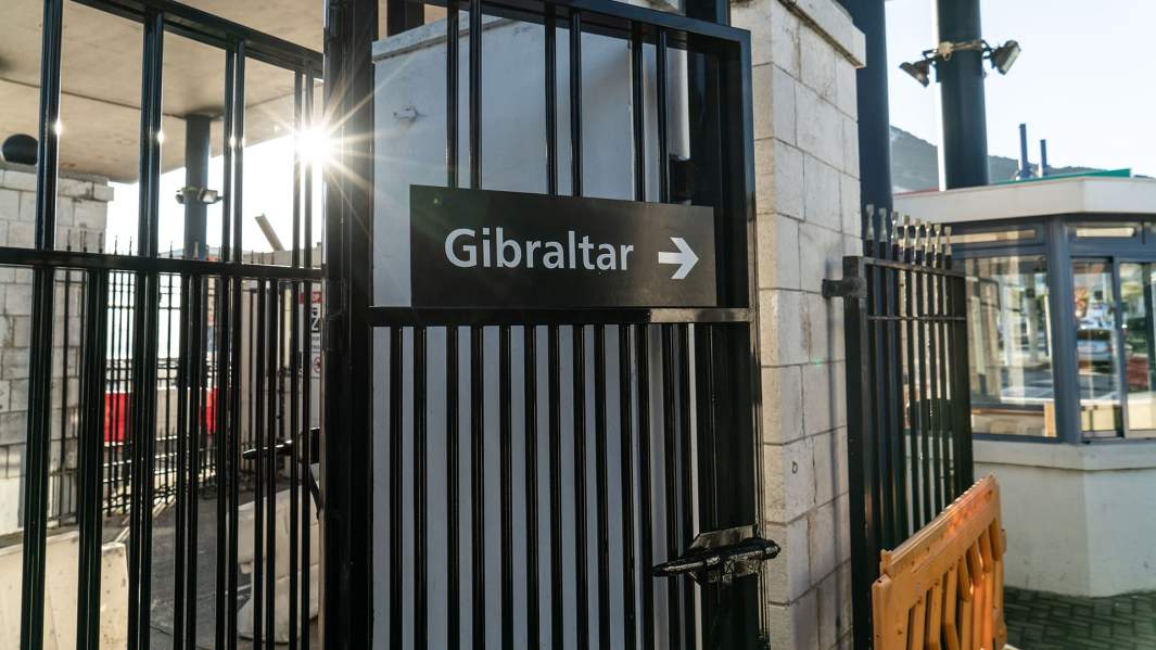 Пограничный пункт между Гибралтаром и Испанией