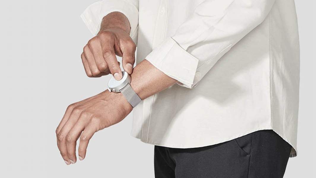  Часы для слепых корейской компании Dot Watch 