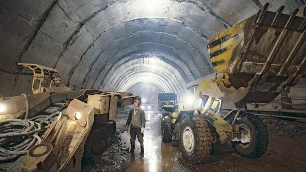 Проходка тоннеля во время строительства Рогунской ГЭС на реке Вахш