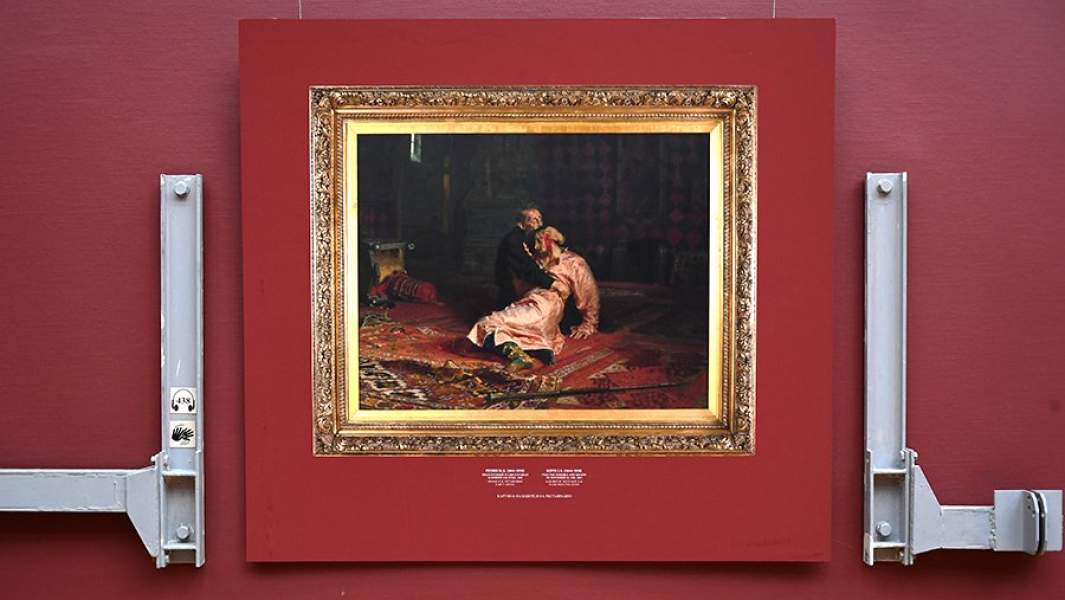 Репродукция картины Ивана Репина «Иван Грозный и сын его Иван 16 ноября 1581 года», оригинал которой поврежден Игорем Подпориным в Третьяковской галерее