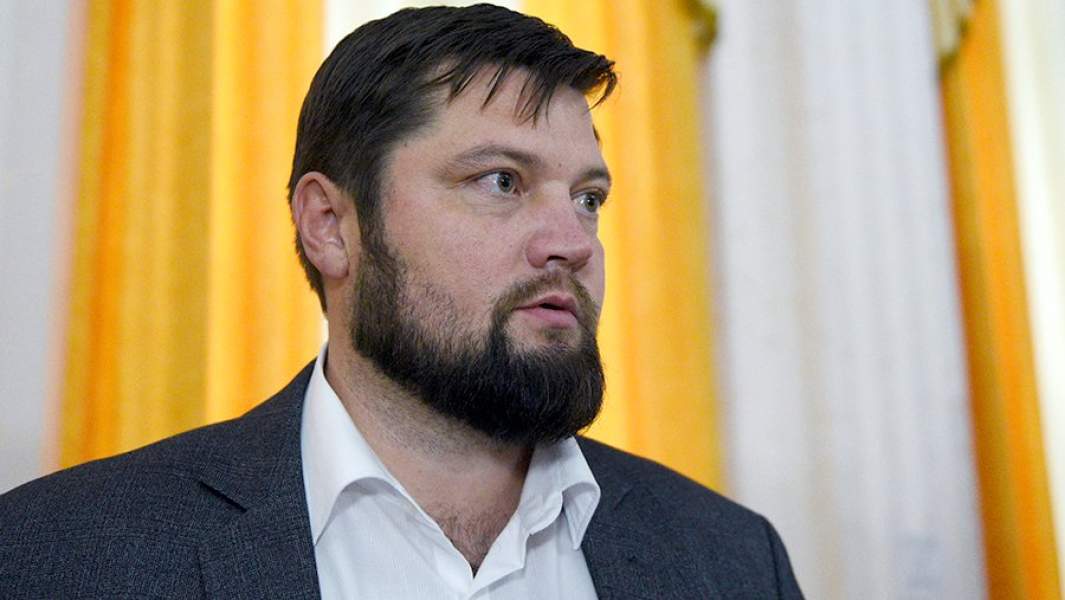 Кандидат на пост главы ДНР Роман Храменков на пресс-конференции в Донецке