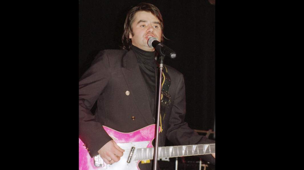 Певец Евгений Осин