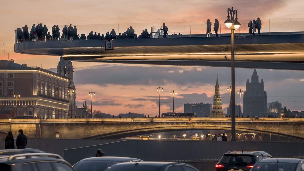 Парящий мост парка «Зарядье»