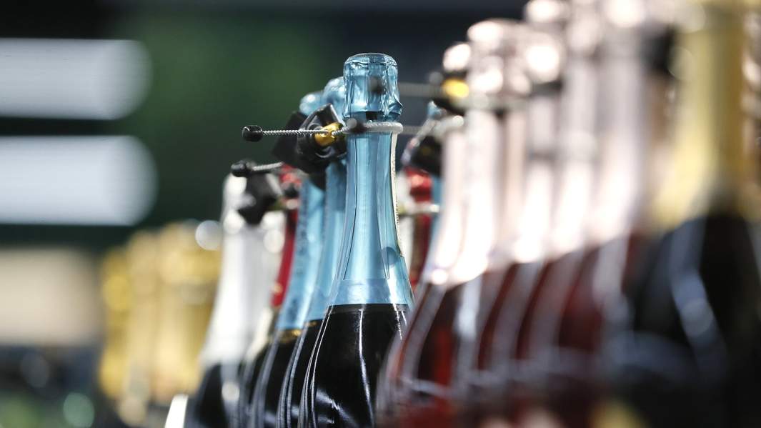 алкоголь шампанское торговля