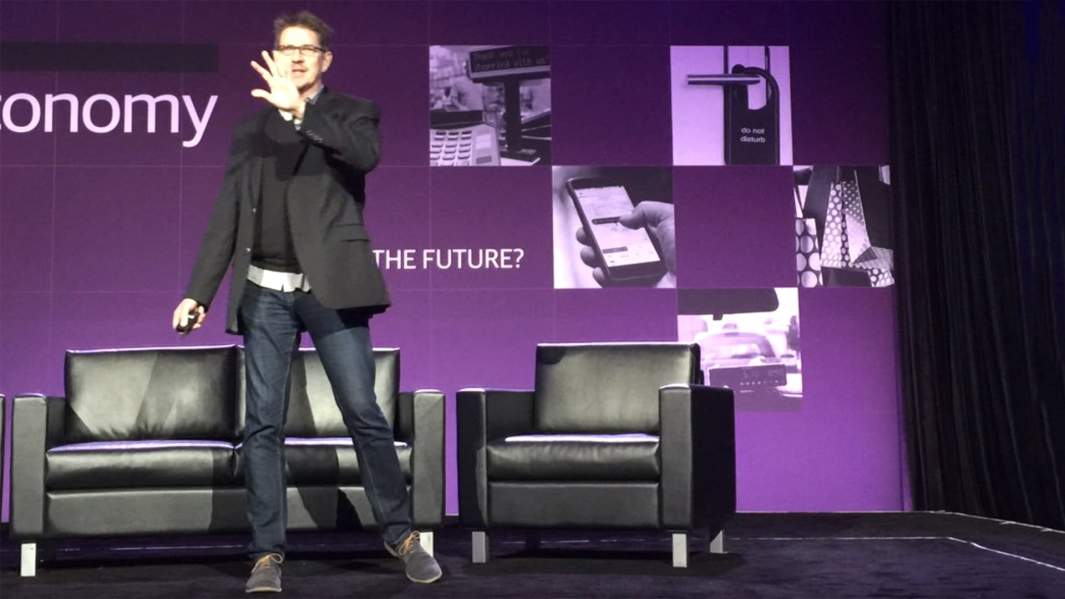 Сооснователь компании Narrative Science Крис Хаммонд