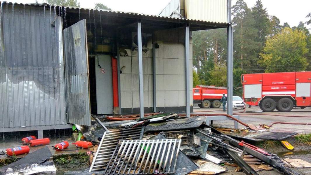 Магазин «Пятерочка» в Выксе после пожара