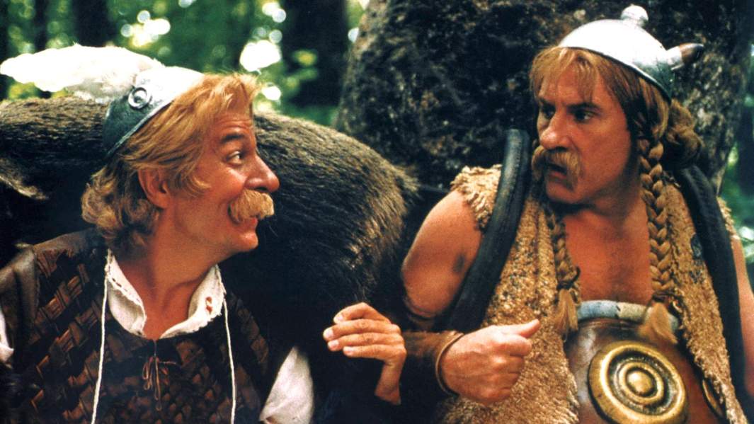 Кристиан Клавье в роли Астерикса и Жерар Депардье в роли Обеликса в фильме «Астерикс и Обеликс против Цезаря»