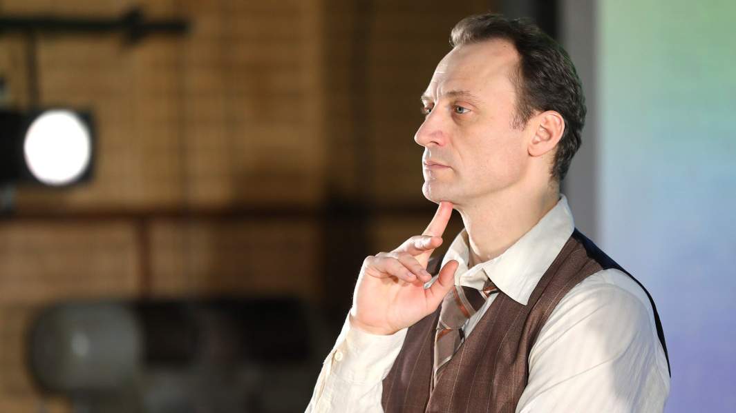 Анатолий Белый в роли Пастернака в спектакле «1926»