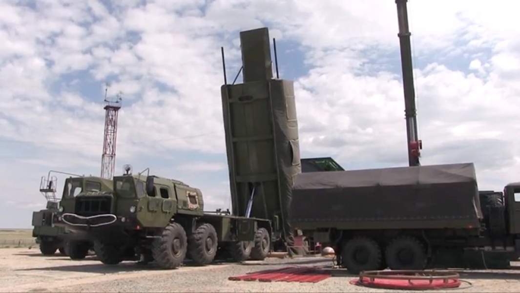 Подготовка к запуску ракеты «Авангард»