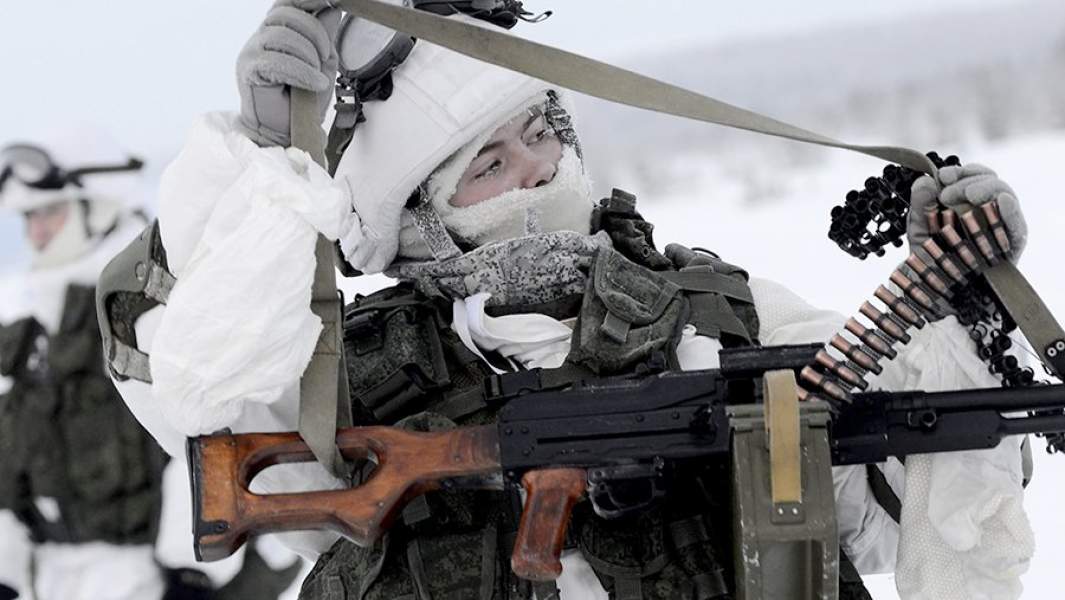 Во время учений 80-й отдельной арктической мотострелковой бригады
